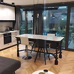 Art Ii Basen&spa W Centrum Z Balkonem, Faktura Vat