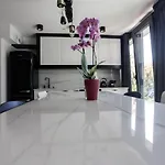 Art Ii Basen&spa W Centrum Z Balkonem, Faktura Vat Apartment *
