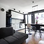 Apartment Art Ii Basen&spa W Centrum Z Balkonem, Faktura Vat