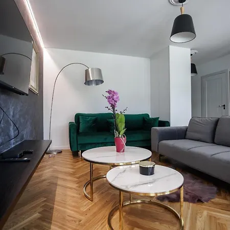 Apartment Art Ii Basen & W Centrum Z Balkonem, Faktura Vat *