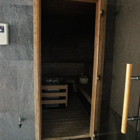 Art Ii Basen & W Centrum Z Balkonem, Faktura Vat