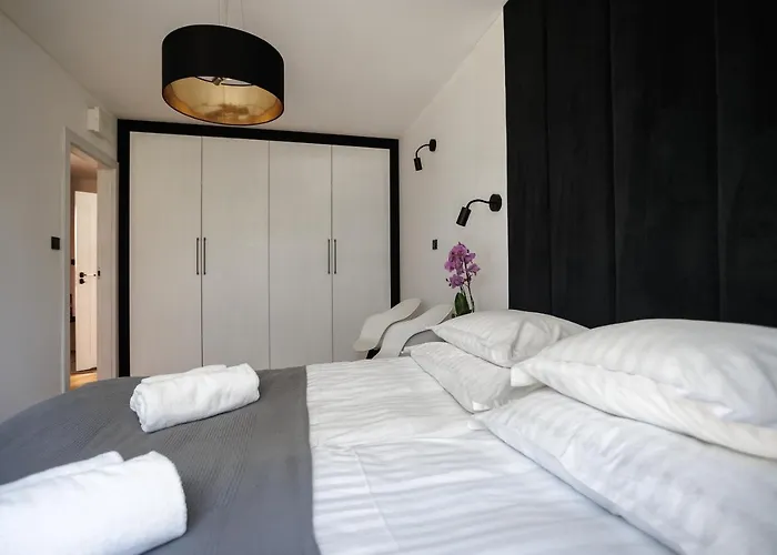 Art Ii Basen & W Centrum Z Balkonem, Faktura Vat Апартаменты