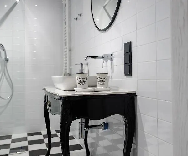 Art Ii Basen & W Centrum Z Balkonem, Faktura Vat Апартаменты *